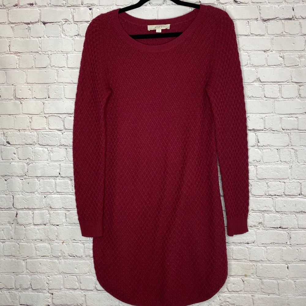 Loft Women’s Knitted Sweater Cranberry Red Medium